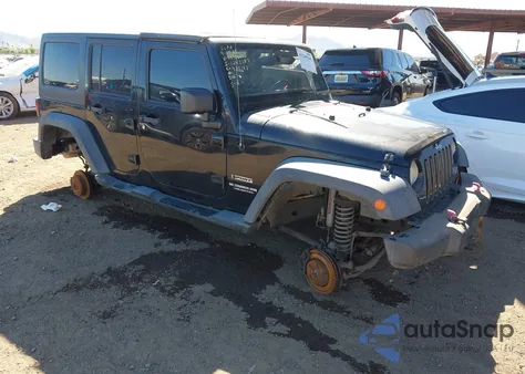 2014 Jeep Wrangler Unlimited Sport z USA, uszkodzony, nr VIN 1C4HJWDG7EL197586